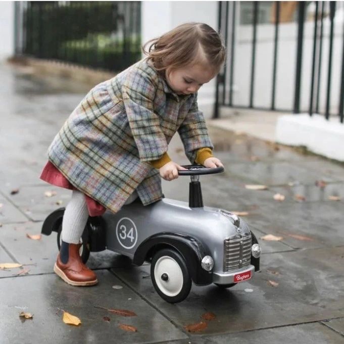 Fig & Acorn - Image 2