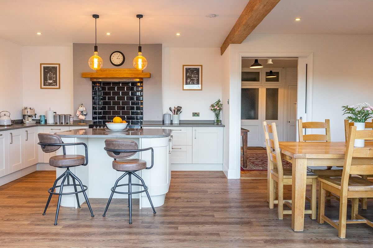 Inuti Interiors - Image 2