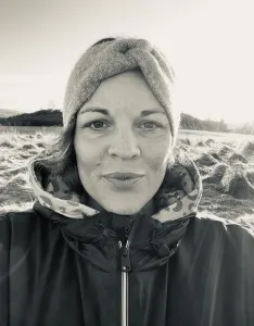 The Village Coach - Image 3