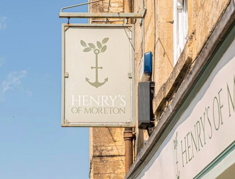 Henry's of Moreton - Image 2