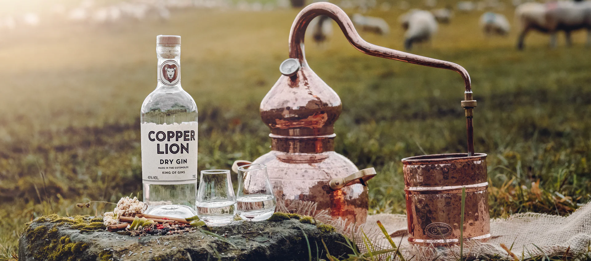 Copper Lion Dry Gin - Image 3