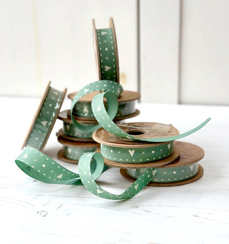 Lou's Cotswold Stitches - Image 2