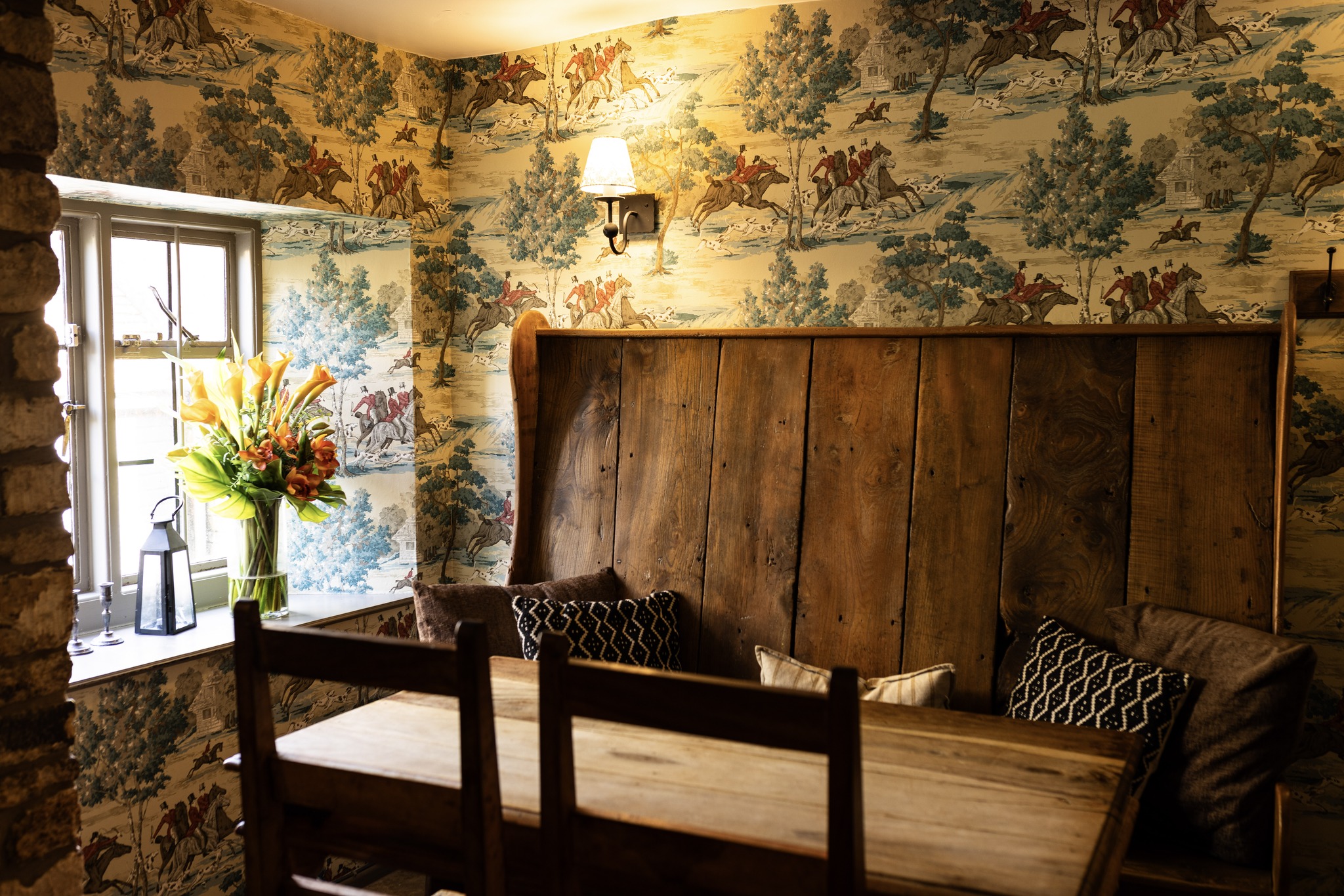 The Fox At Barrington - Image 2