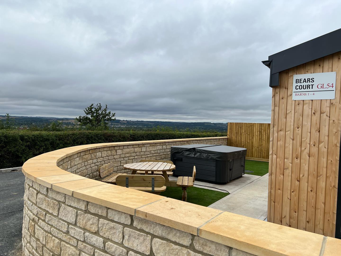 Bears Court - Image 3